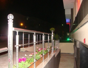Hotelimizin Dış Görüntüsü